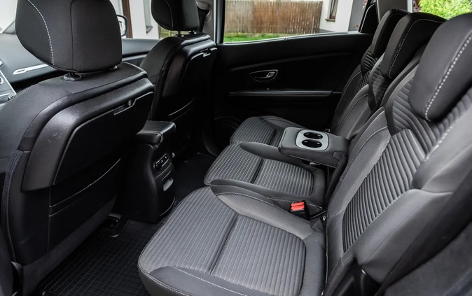 Renault Grand Scenic cena 54900 przebieg: 157800, rok produkcji 2017 z Szamotuły małe 529